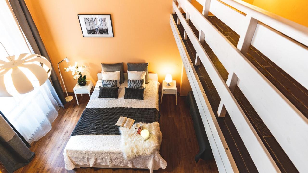 Apartmán The Grand Royal 3Bdr Heart Of Old Town Praha Exteriér fotografie