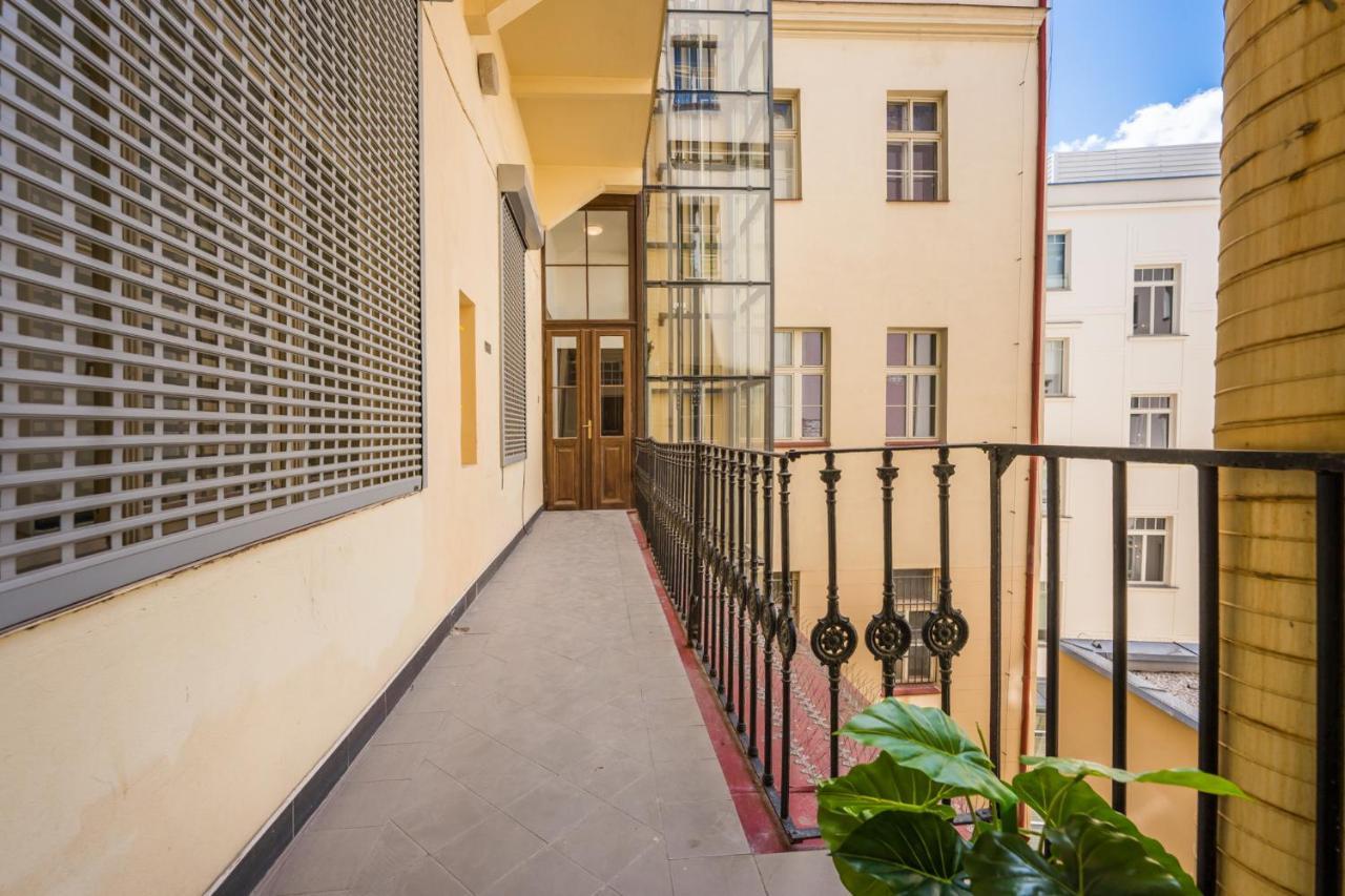 Apartmán The Grand Royal 3Bdr Heart Of Old Town Praha Exteriér fotografie