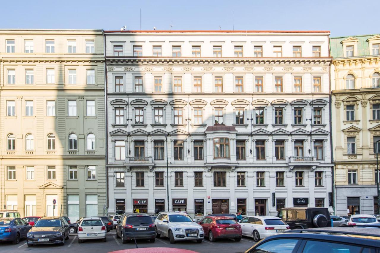 Apartmán The Grand Royal 3Bdr Heart Of Old Town Praha Exteriér fotografie